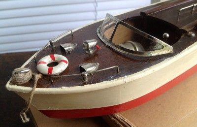 Vintage 1940s/50s CHRIS CRAFT Model Pond Speed Boat Toy w/ Electric 